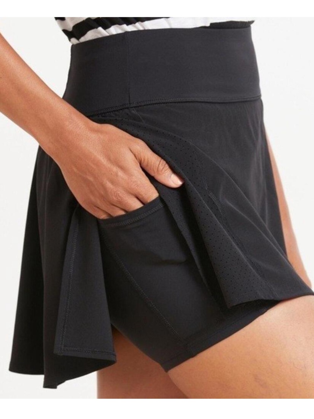 Spanx Get Moving Skirt in Black